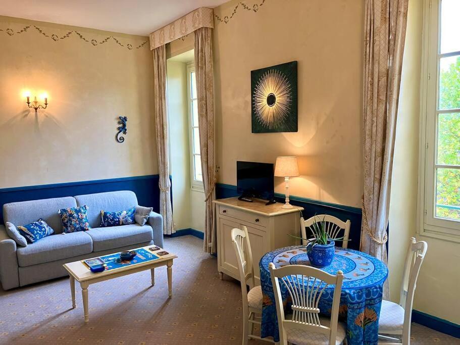 Ferienwohnung La Vue Est Belle Montbrun-les-Bains Exterior foto