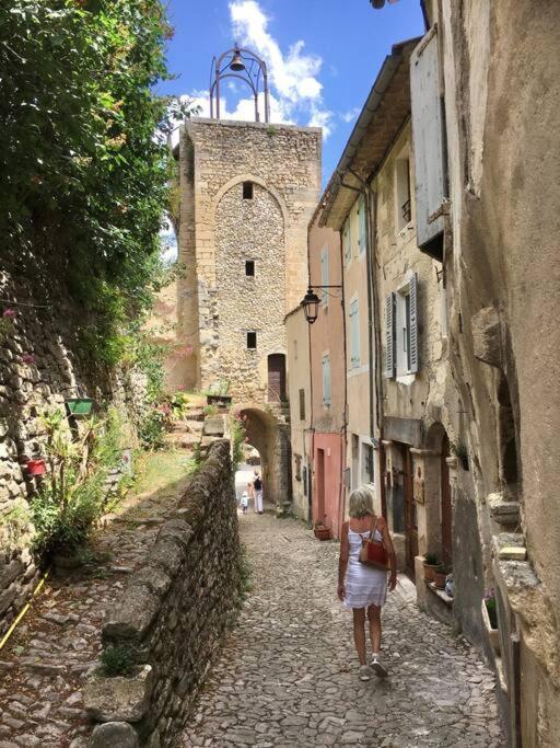 Ferienwohnung La Vue Est Belle Montbrun-les-Bains Exterior foto