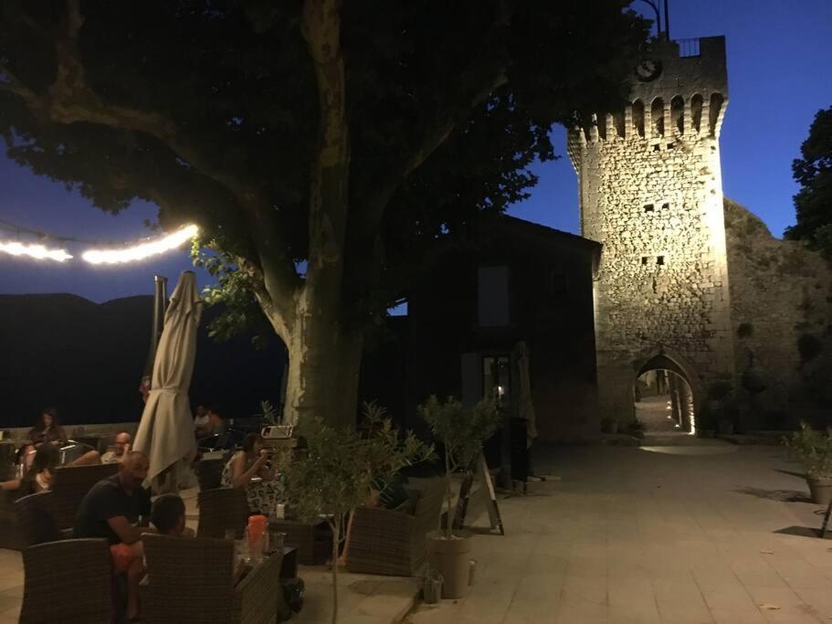 Ferienwohnung La Vue Est Belle Montbrun-les-Bains Exterior foto