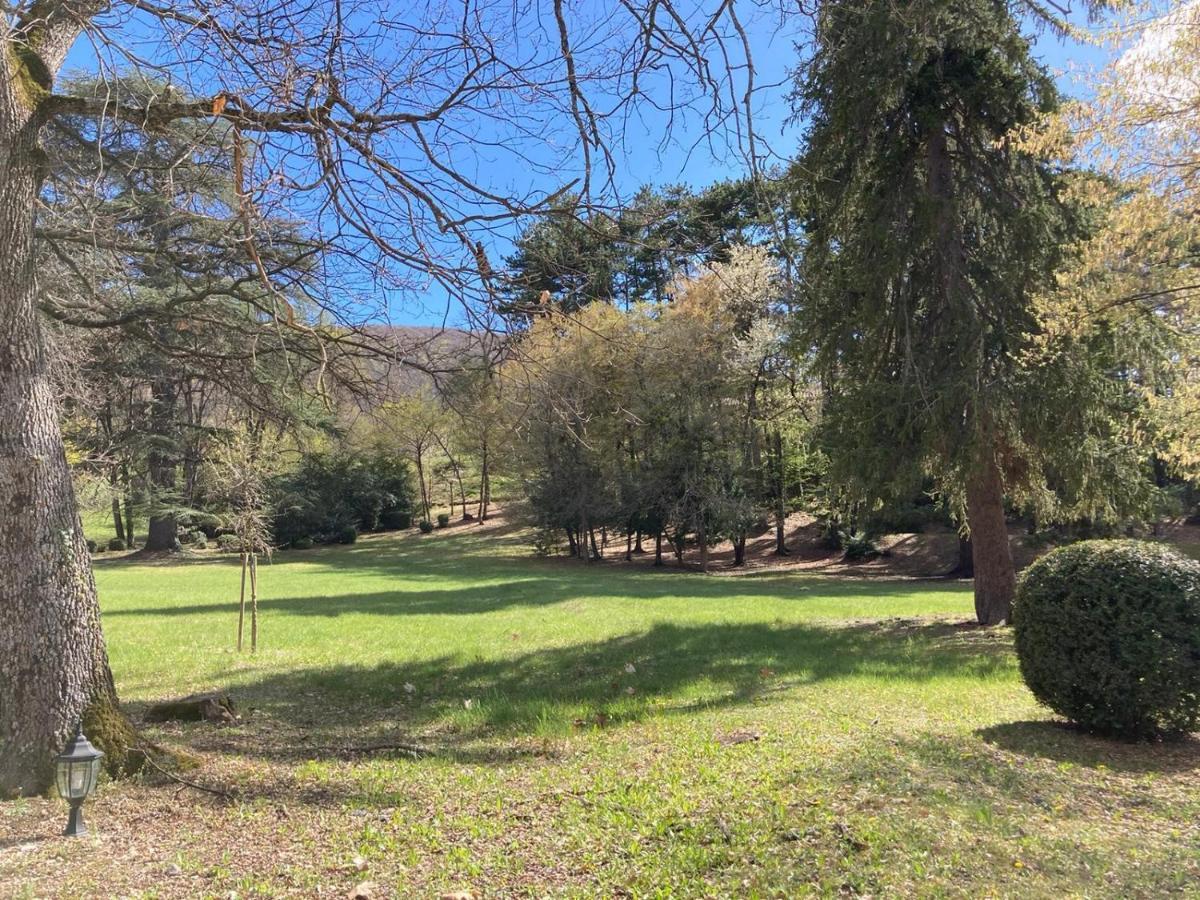Ferienwohnung La Vue Est Belle Montbrun-les-Bains Exterior foto